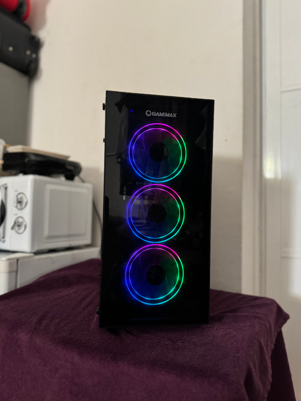 سیستم گیمینگ و اداری FRIENDLY | کیس Arad RGB Mid Tower | گرافیک RX 580 8GB | پردازنده Intel Core i5‑6500 | رم 16GB DDR4 | حافظه SSD 128GB + HDD 500GB | پاور 350W | خنککننده ICE EDGE MINI FS V2.0