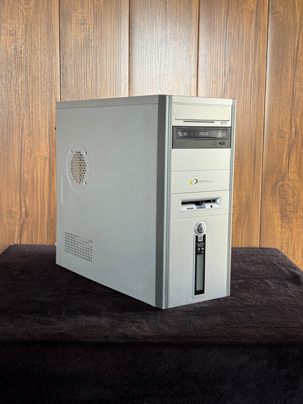 کامپیوتر اقتصادی گیمینگ Class AB | مناسب بازیهای کلاسیک و قدیمی + کاربری سبک و خانگی | AMD Athlon II X2 255 | Radeon HD 5450 1GB | RAM 4GB DDR3 | HDD 160GB | Windows 7 64-bit